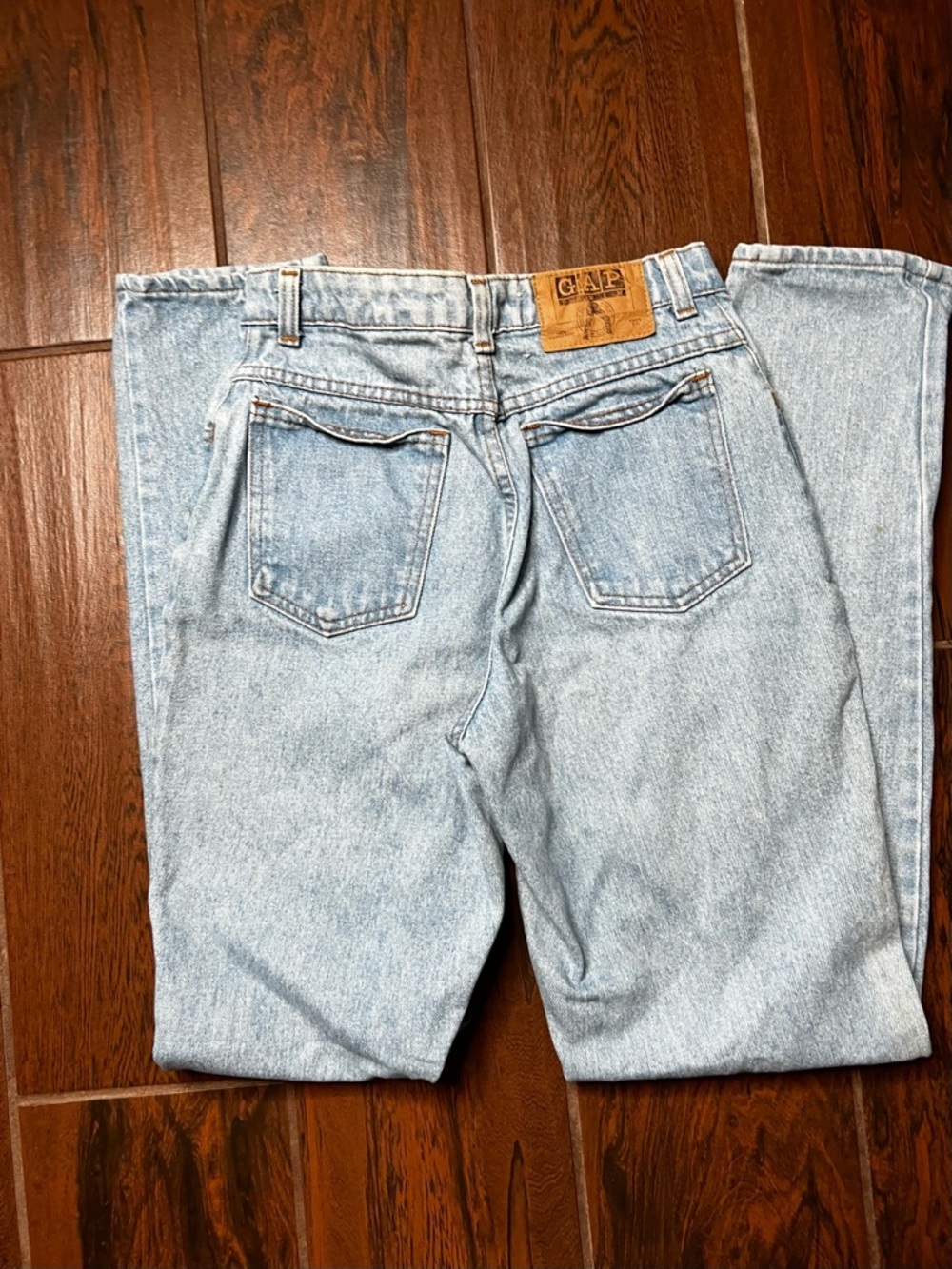 Vintage Gap Light Wash Tapered Leg Denim Jeans Womens Size 5/6 - Picture 2 of 7